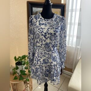 Aqua Blue and White Floral Long Sleeve Dress
Size S